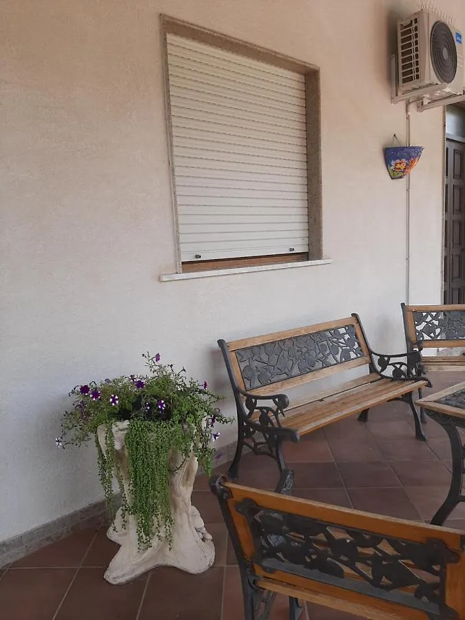 La Casa Di Bia Bed & Breakfast Corleone